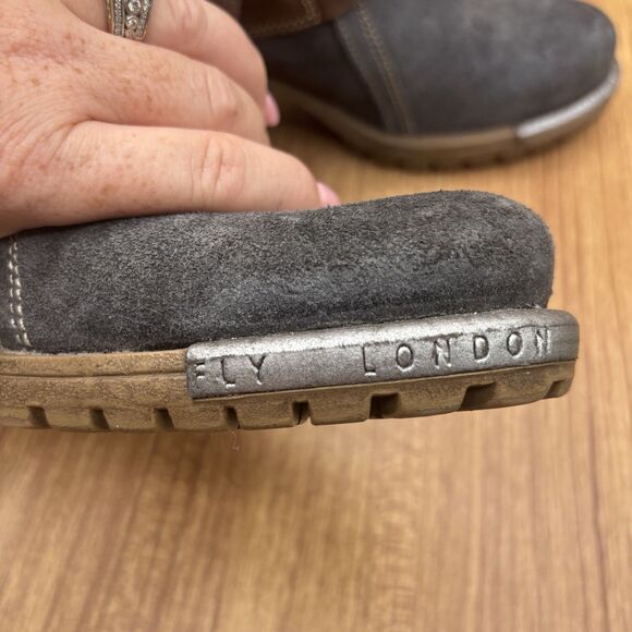 Fly London Lok Brown Leather Steel Tip Women Boots EU 37 US 6.5-7 Studded Buckle - Picture 9 of 9